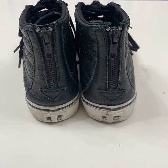 Vans high top old skool skateboard shoes. - Picture 4 of 7